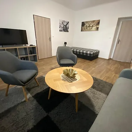 Cerna Ruze - 3 Plzeň