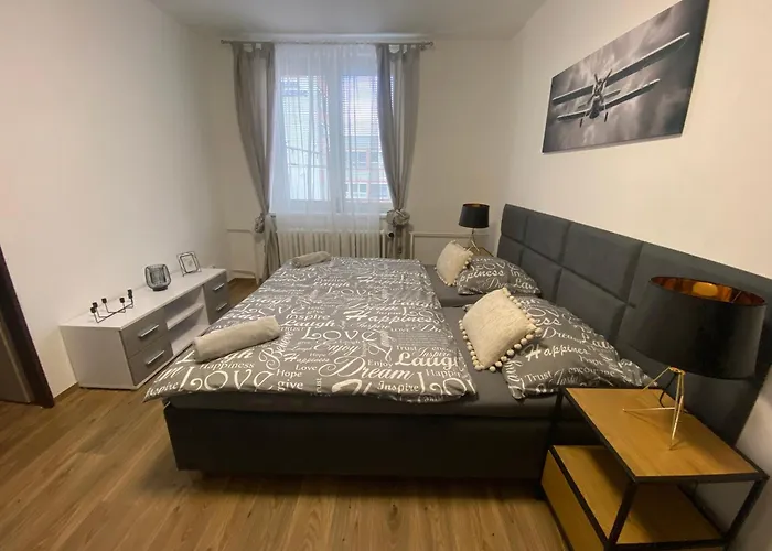 Daire Cerna Ruze - 3